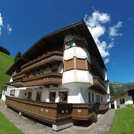 Gaestehaus Alpenland Гостевой дом 3*