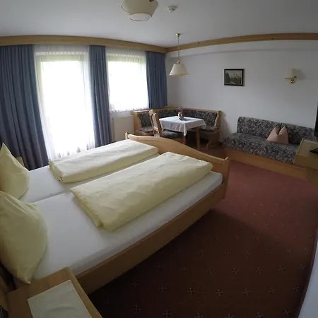 Pensionat Gaestehaus Alpenland Tux